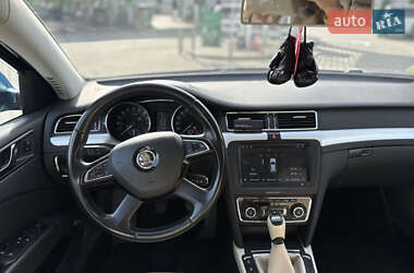 Универсал Skoda Superb 2013 в 