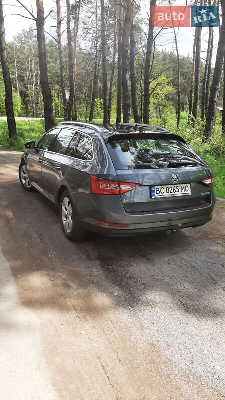 Универсал Skoda Superb 2017 в Львове фото 6 Универсал Skoda Superb 2017 в Львове