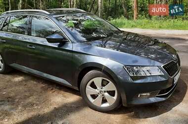 Универсал Skoda Superb 2017 в 