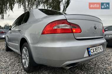 Лифтбек Skoda Superb 2012 в 