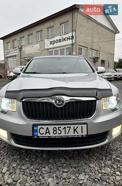 Лифтбек Skoda Superb 2012 в 