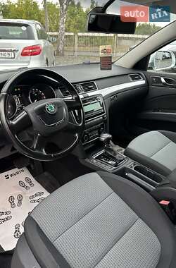 Лифтбек Skoda Superb 2012 в 
