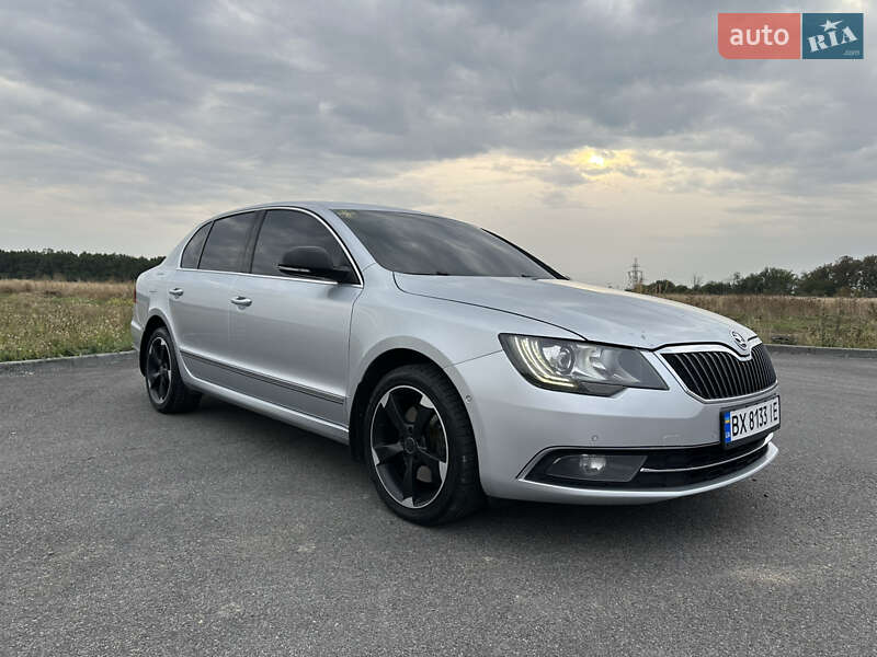 Лифтбек Skoda Superb 2013 в Виннице