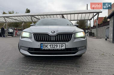 Универсал Skoda Superb 2017 в 