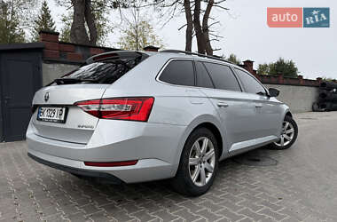 Универсал Skoda Superb 2017 в 