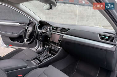 Универсал Skoda Superb 2017 в 