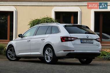 Универсал Skoda Superb 2016 в 