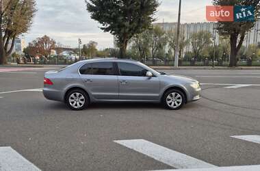 Ліфтбек Skoda Superb 2012 в Харкові