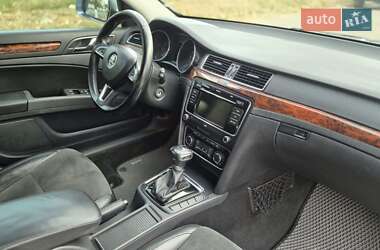 Лифтбек Skoda Superb 2012 в 