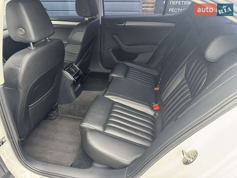 Лифтбек Skoda Superb 2018 в Киеве