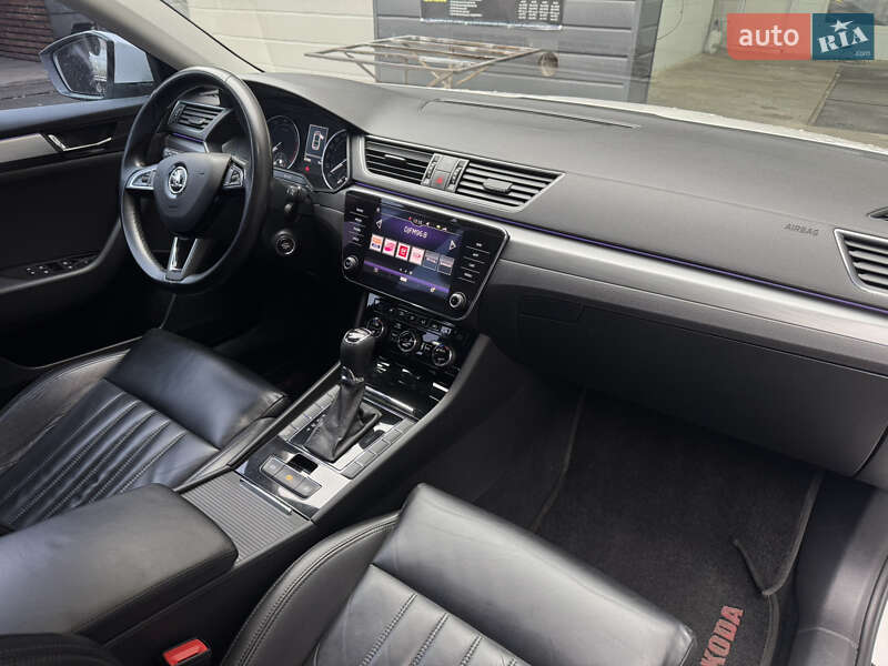 Лифтбек Skoda Superb 2018 в Киеве
