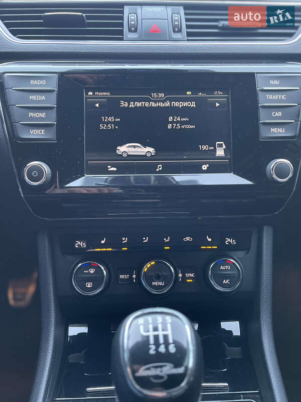 Лифтбек Skoda Superb 2015 в Киеве