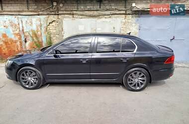 Ліфтбек Skoda Superb 2013 в Харкові