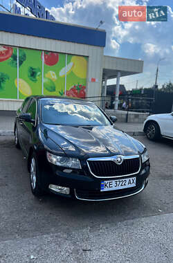 Лифтбек Skoda Superb 2010 в Кривом Роге