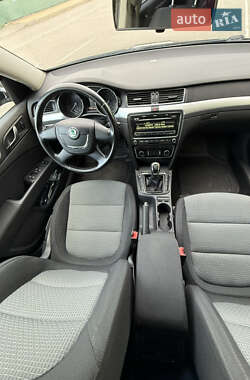 Лифтбек Skoda Superb 2012 в 