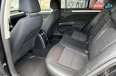 Лифтбек Skoda Superb 2012 в 