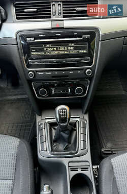 Лифтбек Skoda Superb 2012 в 