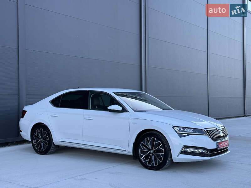 Лифтбек Skoda Superb 2023 в Броварах