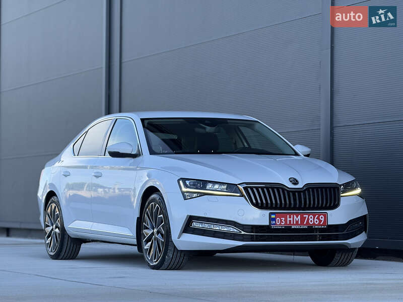Лифтбек Skoda Superb 2023 в Броварах