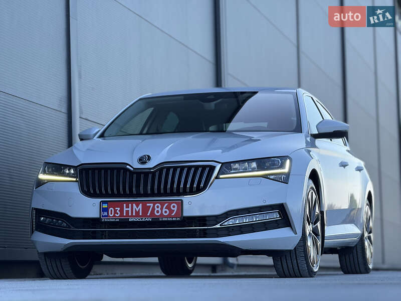Лифтбек Skoda Superb 2023 в Броварах