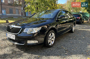Лифтбек Skoda Superb 2010 в 
