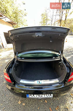 Лифтбек Skoda Superb 2010 в 