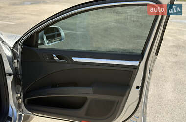 Лифтбек Skoda Superb 2012 в 