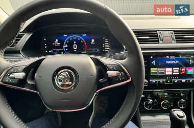Лифтбек Skoda Superb 2023 в 