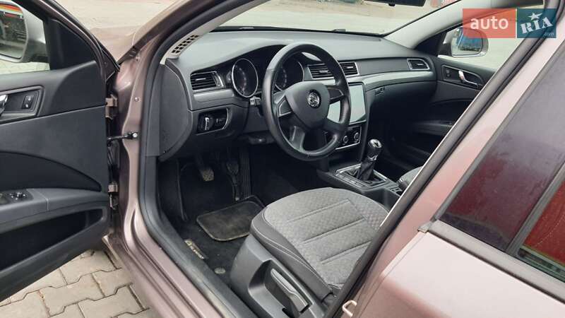 Ліфтбек Skoda Superb 2014 в Києві фото 2 Ліфтбек Skoda Superb 2014 в Києві