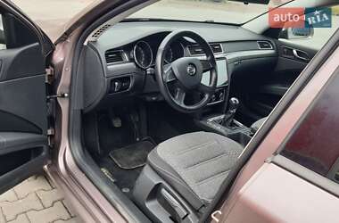 Ліфтбек Skoda Superb 2014 в 