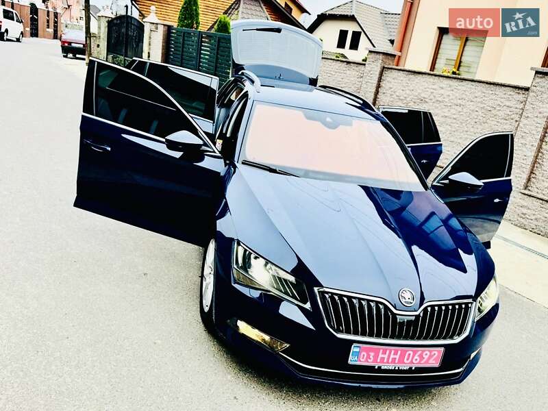 Универсал Skoda Superb 2018 в 