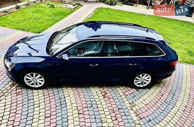 Универсал Skoda Superb 2018 в 