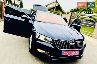 Универсал Skoda Superb 2018 в 