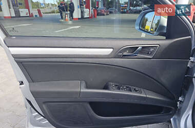 Лифтбек Skoda Superb 2011 в 