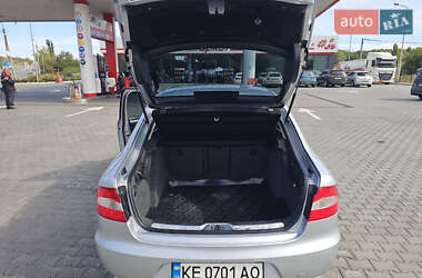 Лифтбек Skoda Superb 2011 в 