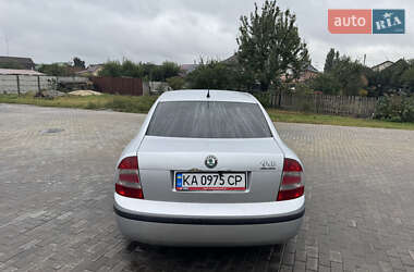 Лифтбек Skoda Superb 2008 в 