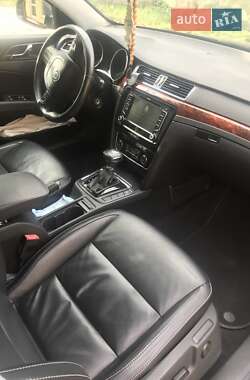 Универсал Skoda Superb 2010 в 
