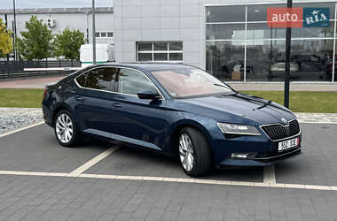 Лифтбек Skoda Superb 2017 в 