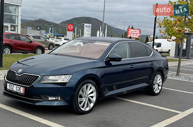 Лифтбек Skoda Superb 2017 в 