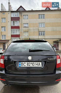 Универсал Skoda Superb 2013 в 