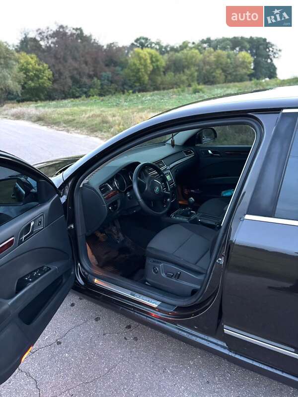 Лифтбек Skoda Superb 2012 в Переяславе