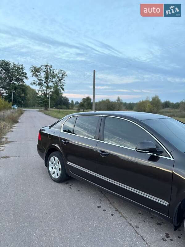 Лифтбек Skoda Superb 2012 в Переяславе