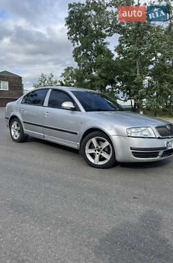 Лифтбек Skoda Superb 2007 в 