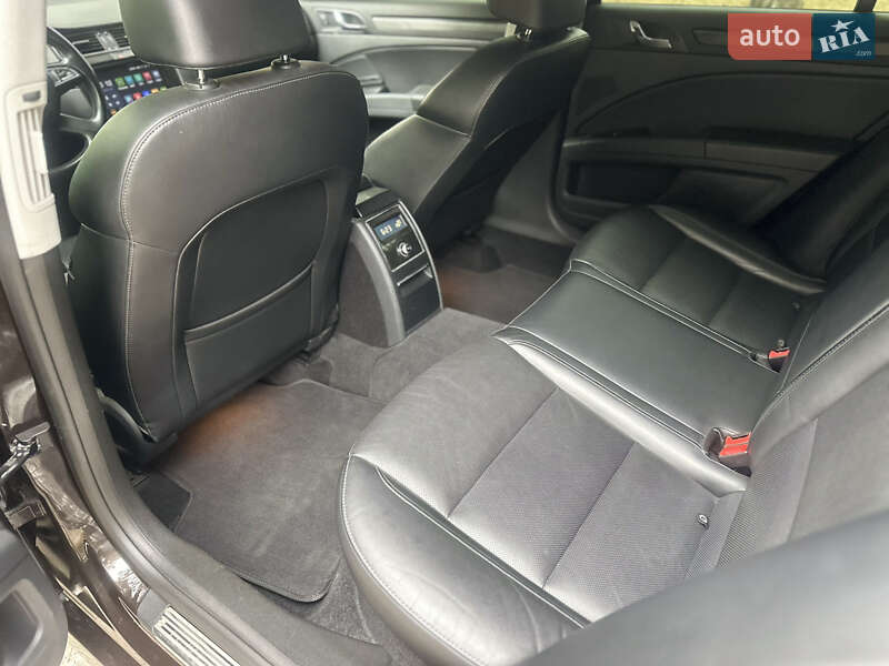 Лифтбек Skoda Superb 2014 в Киеве