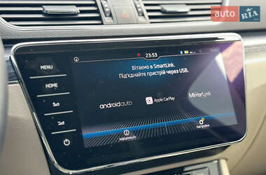 Лифтбек Skoda Superb 2019 в 