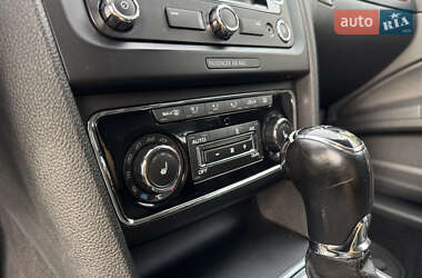 Универсал Skoda Superb 2013 в 