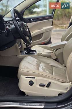 Лифтбек Skoda Superb 2010 в 