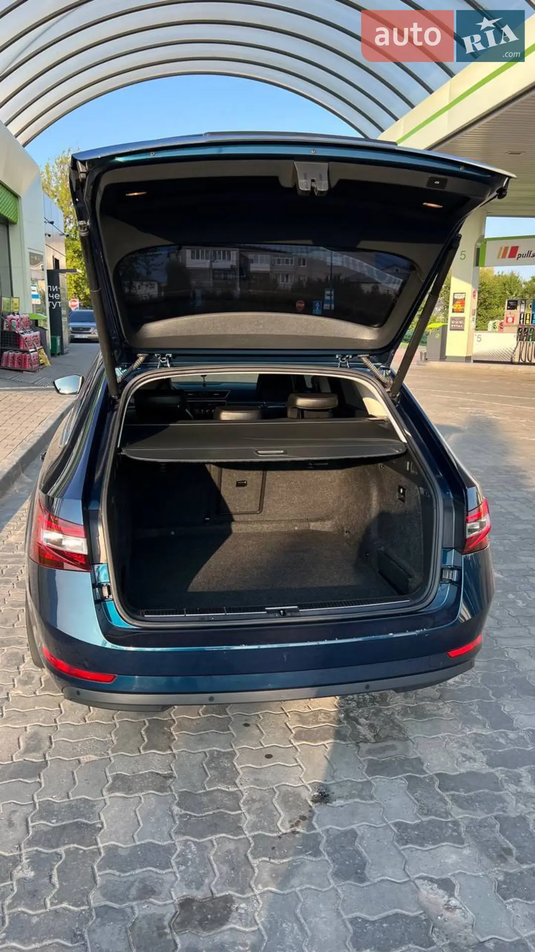 2019 Skoda Superb - мініатюра 10