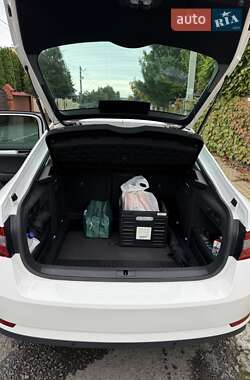 Лифтбек Skoda Superb 2020 в 