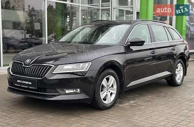 Универсал Skoda Superb 2017 в 